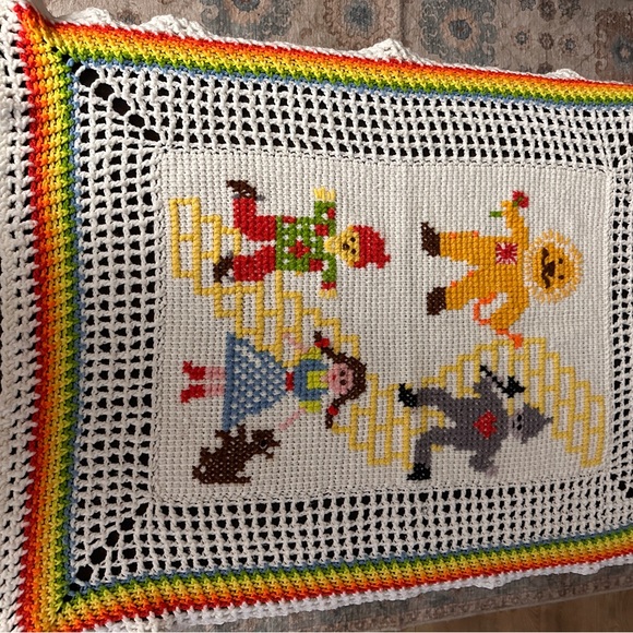 The Wizard of Oz Crochet blanket - Picture 4 of 8